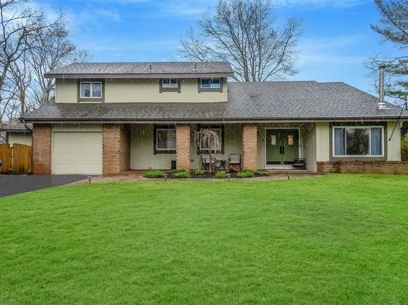 3 Oakdale Avenue, Farmingville, NY 11738