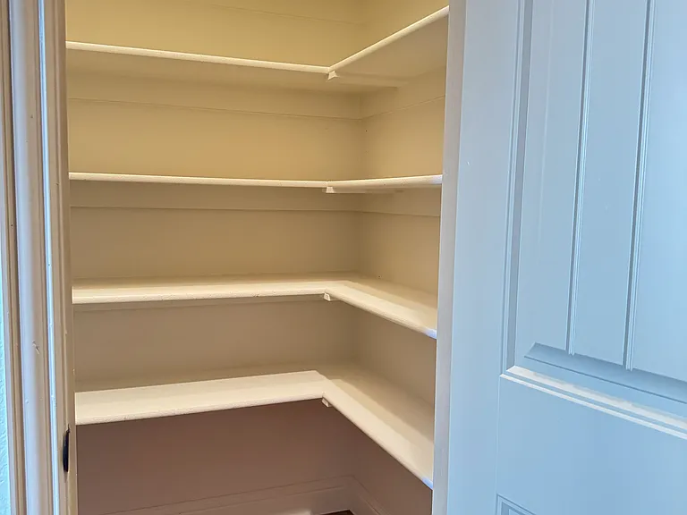 walk in pantry