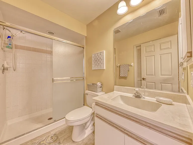 5634 Sheffield Greene Cir #18 — Photo 34