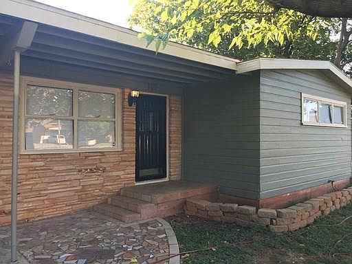 1st image of 709 N Willis St