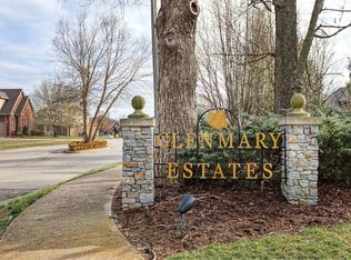 10401 Martinside Dr, Louisville, KY 40291