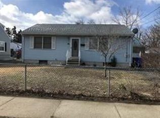 14 Champlain Ave, Springfield, MA 01151