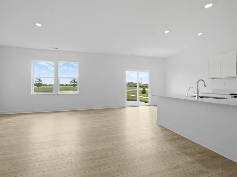 4323 Malvern Way — Photo 6