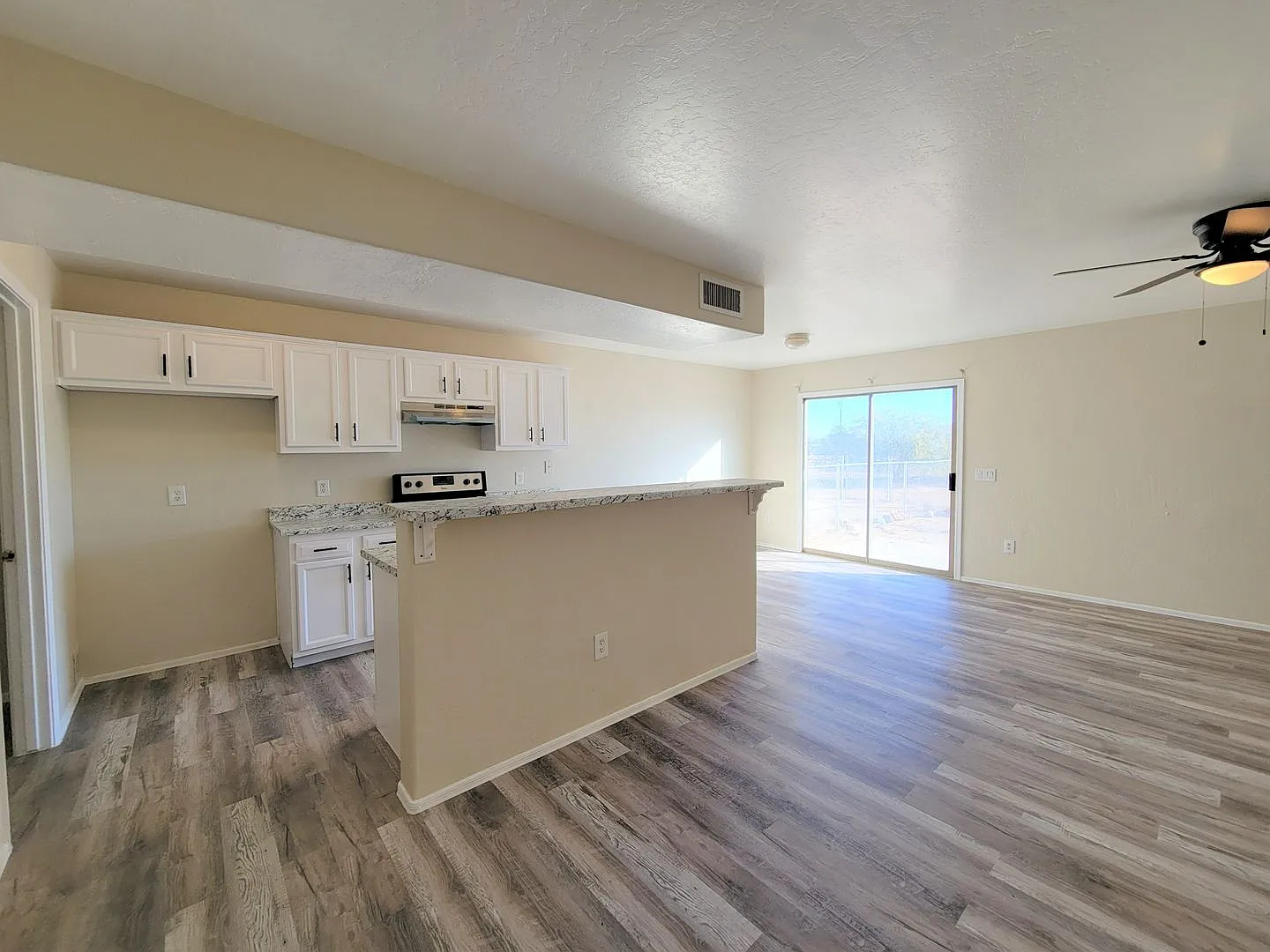 15147 S Yava Rd — Photo 2