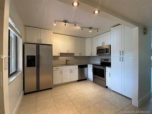 2nd image of 16471 Blatt Blvd APT 105