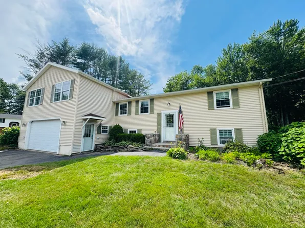 39 Andrea Street, Lisbon, ME 04250