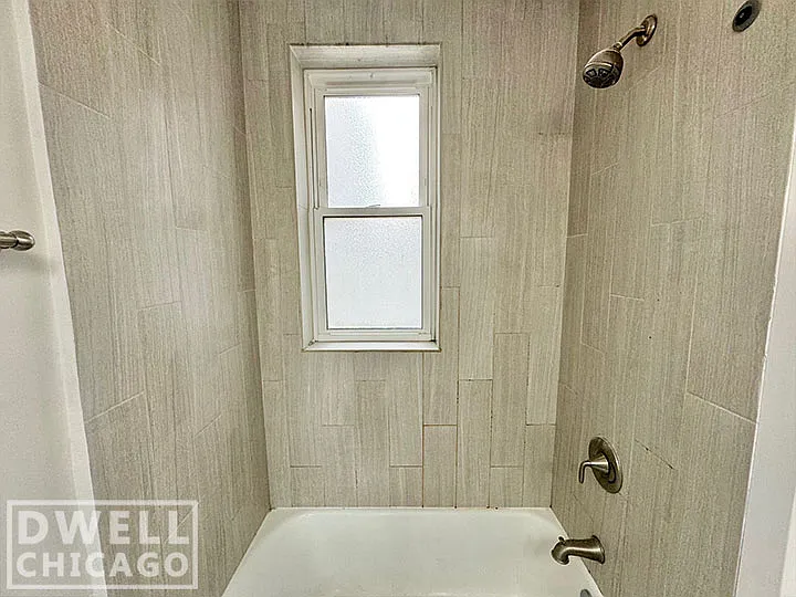521 W Belmont Ave #32 — Photo 4