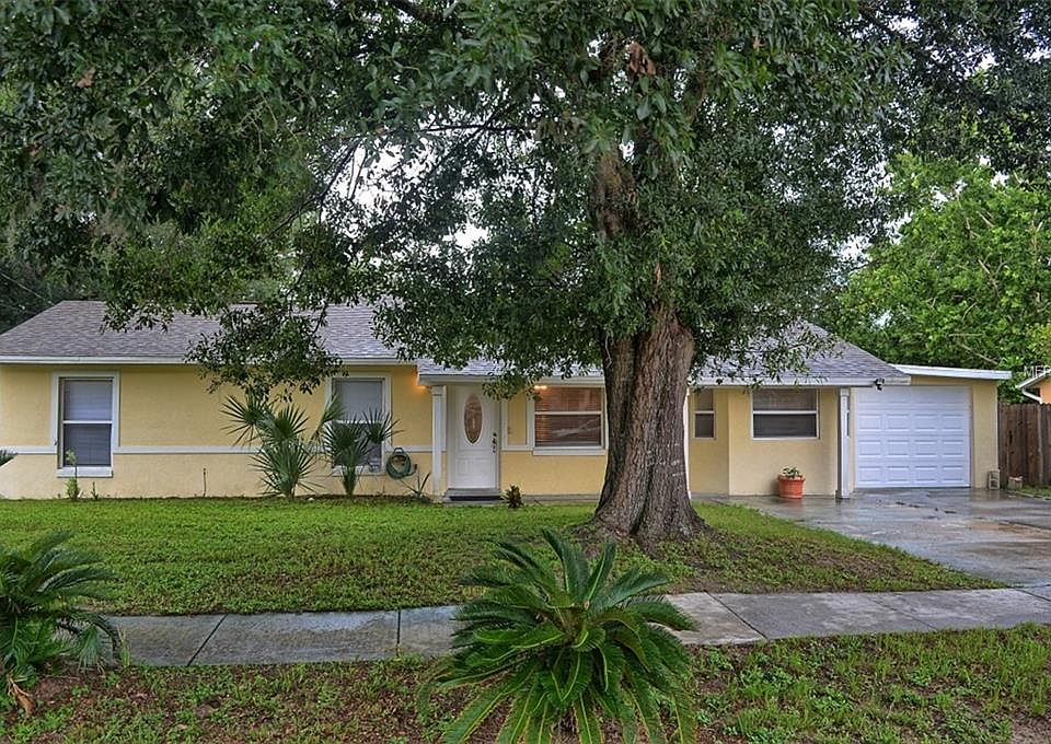 1st image of 6515 Lake Lerla Dr