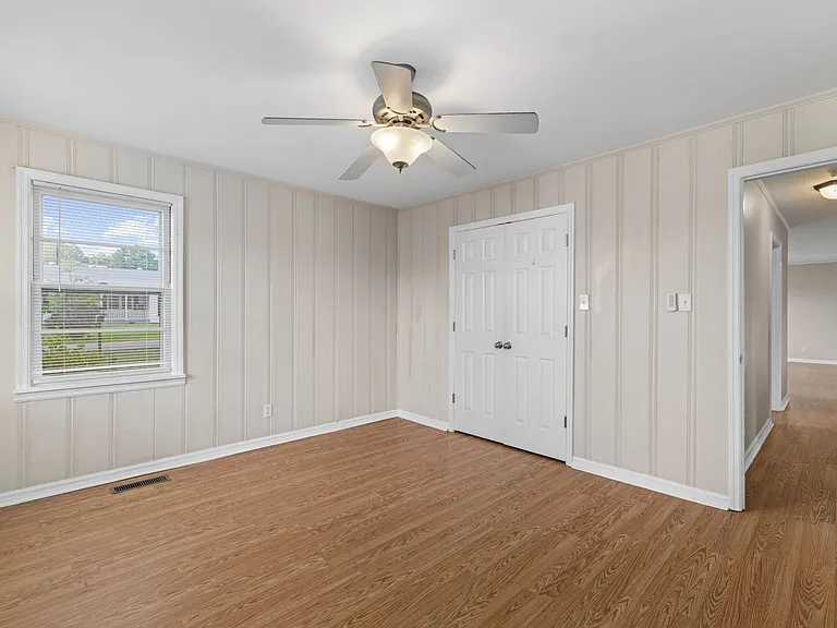 612 Eason Ave — Photo 14