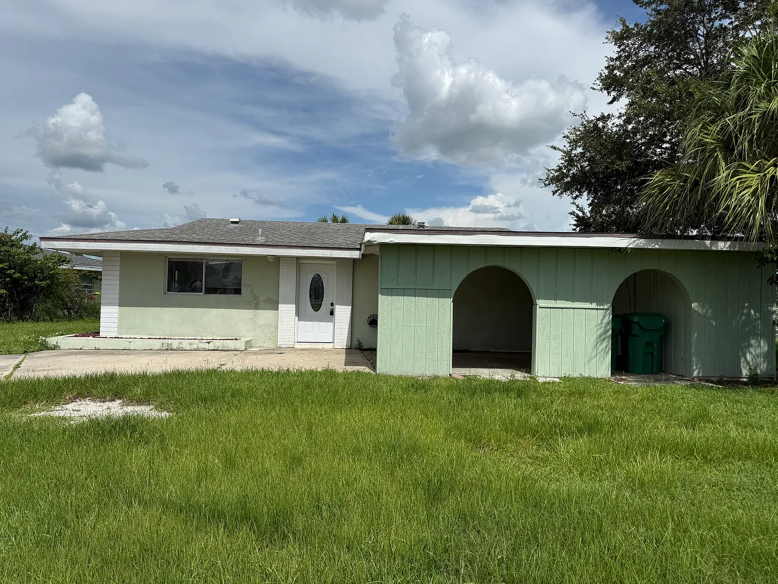 3 bed, 1500 sqft, $1,700 — Photo 2