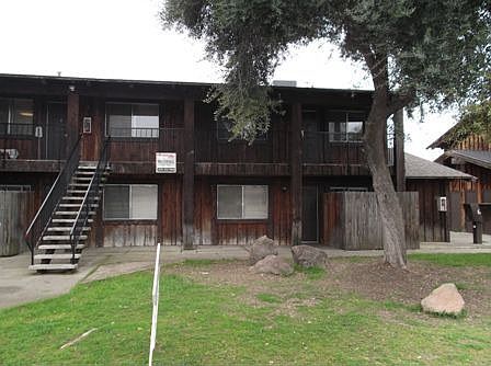 1st image of 684 Cedar Ave