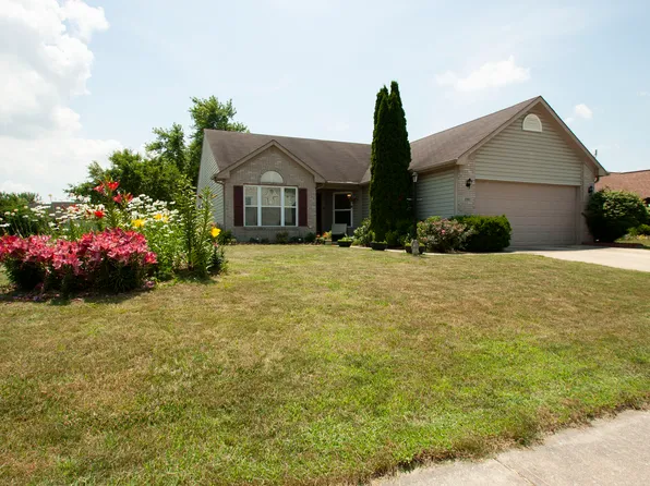 291 Lakemoore St, Brownsburg, IN 46112