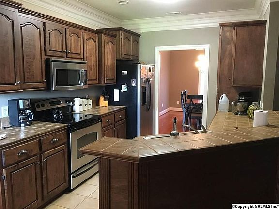 3rd image of 112 Fawn Forest Dr