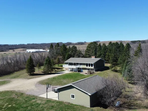 11959 Oak Ln, Sisseton, SD 57262