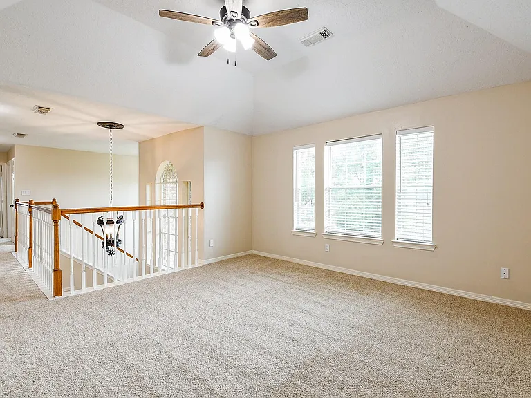 241 Blue Hill Dr — Photo 25