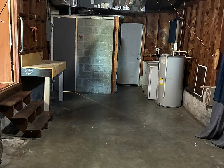 Oversize garage lengthwise
