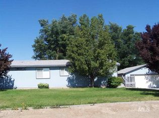 1076 & 1088 E Garfield Ave, Glenns Ferry, ID 83623