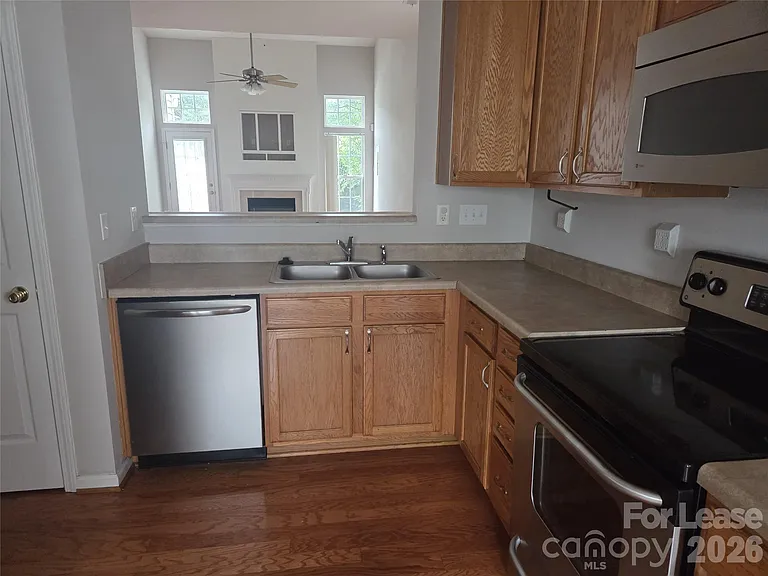 113 Kase Ct — Photo 7