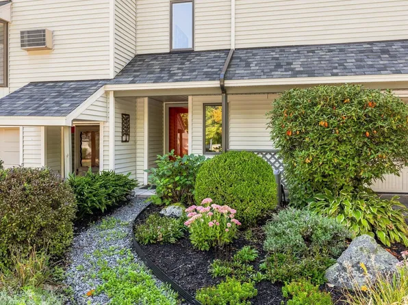 23 Bucks Hill Road, Durham, NH 03824