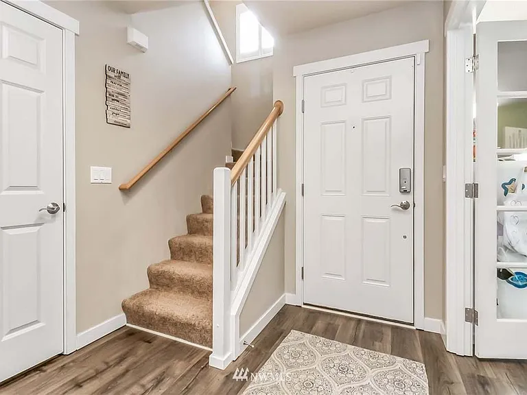 6511 Douglas Ave SE — Photo 5
