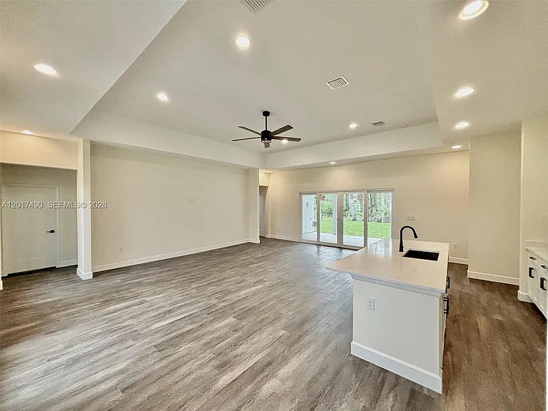 738 Harriet Ave SW — Photo 13