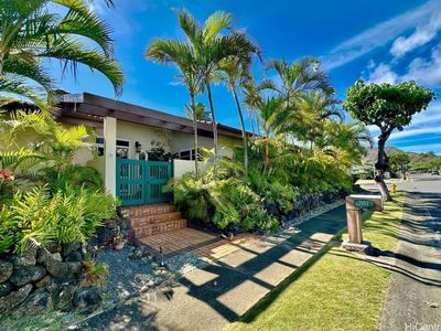 7853 Makaaoa Pl, Honolulu, HI, 96825