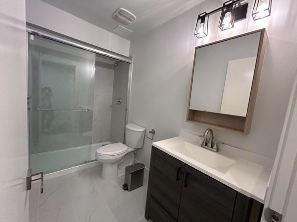 1 bedroom rental in Surrey — photo 5