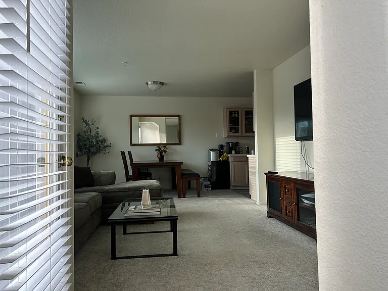 106 Library Ln — Photo 7
