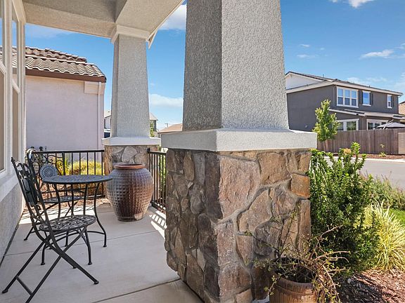 3rd image of 1954 Carmel Ranch Cir