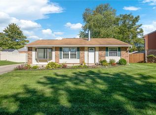 7710 Rustic Woods Dr, Dayton, OH 45424