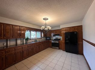 91 E Main St #1, Fall River, MA 02724