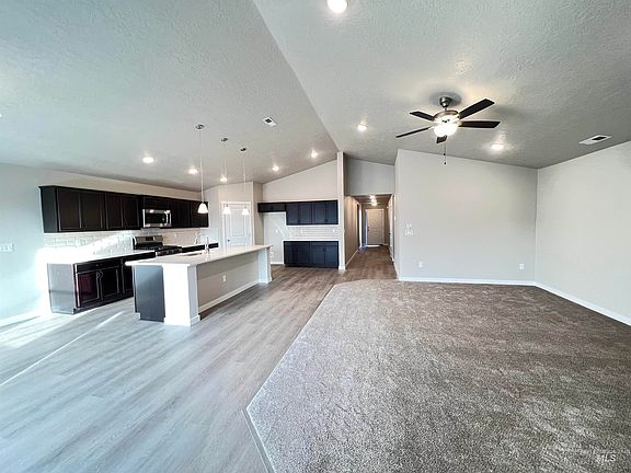 2nd image of 19381 Geneva Pl