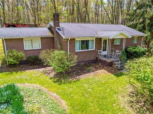 810 Mahood Rd, West Sunbury, PA 16061