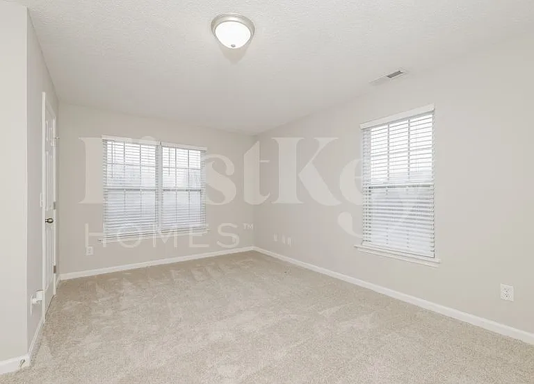 4944 Lighthouse Ct — Photo 12