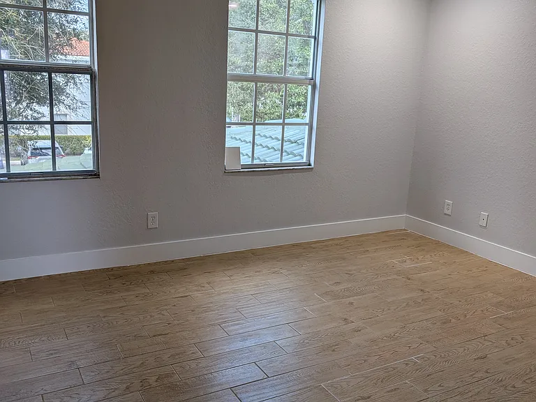 22104 Majestic Woods Way — Photo 11