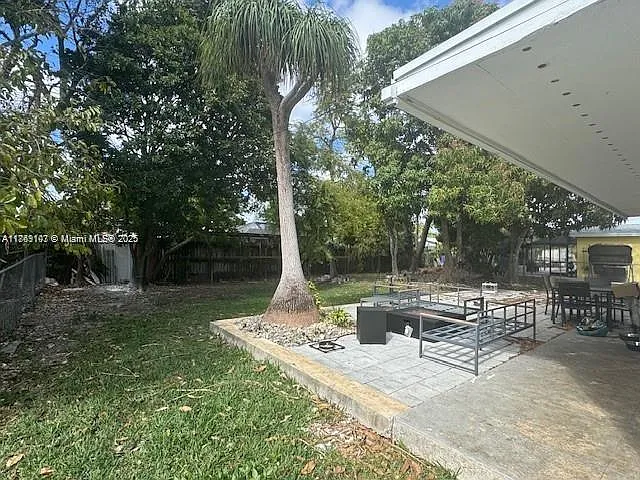 Building Photo - 17790 SW 110th Ct