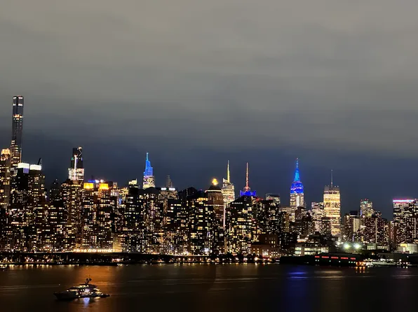 7002 Boulevard East image 8 of 8