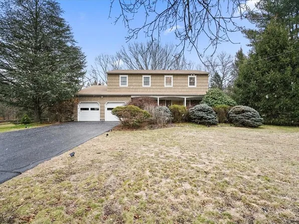 11 Copeland Drive, Suffern, NY 10901