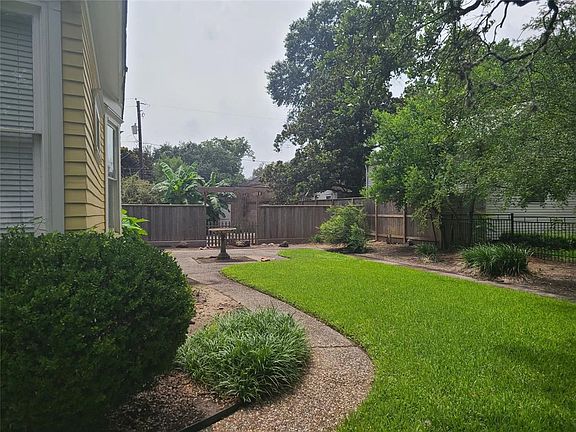 4th image of 1509 Cortlandt St