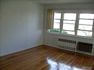 4th image of 99 Lucille Ave