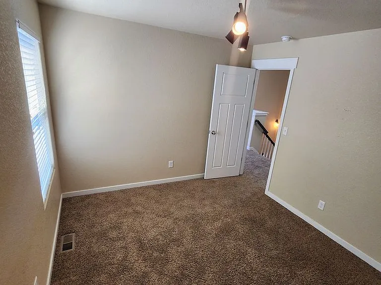 7528 Colorado Tech Dr — Photo 24