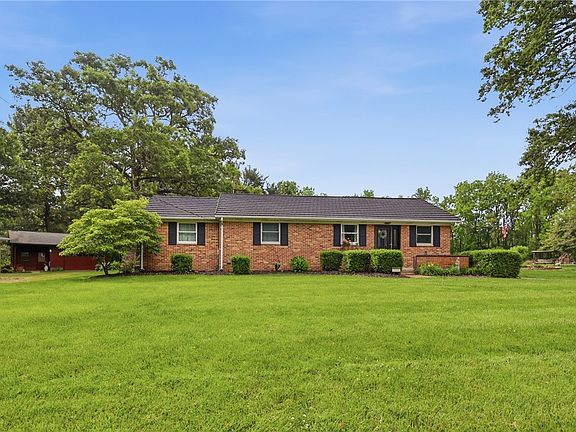 3rd image of 2608 Craig Rd