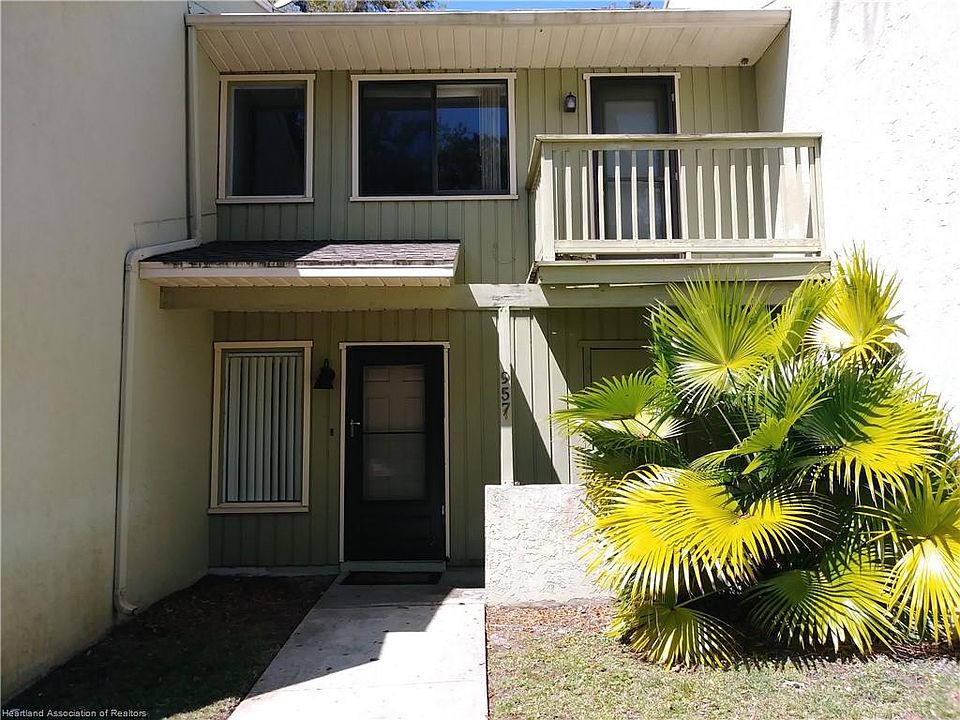 1st image of 1561 Lakeview Dr Unit 957