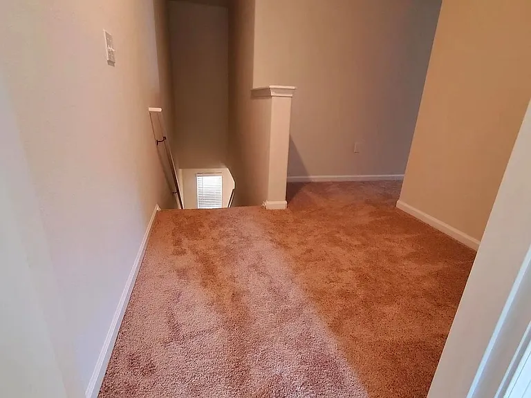 9111 Creedmore Hills Dr — Photo 4