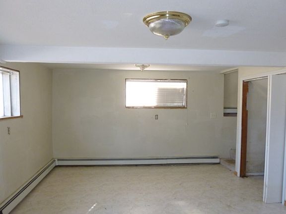 2nd image of 133 Kantishna Way