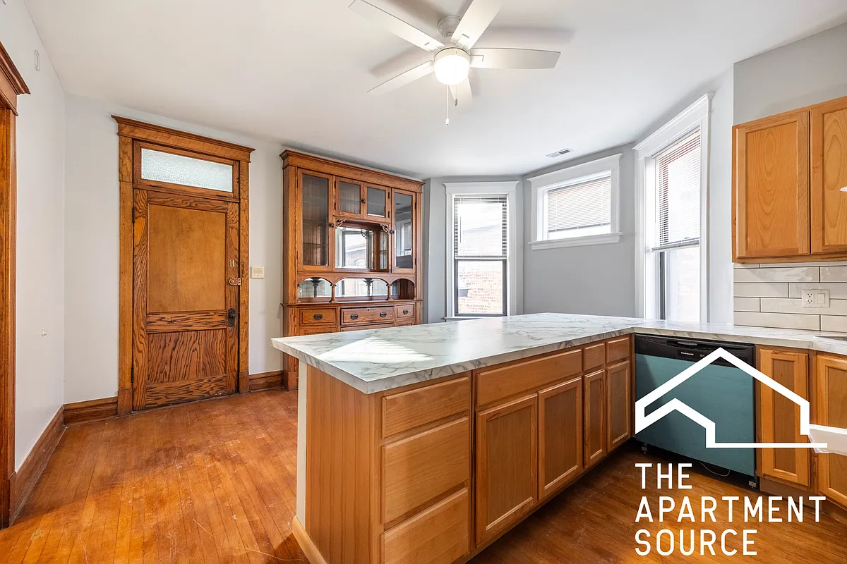 Building Photo - 2519 S Millard Ave #1