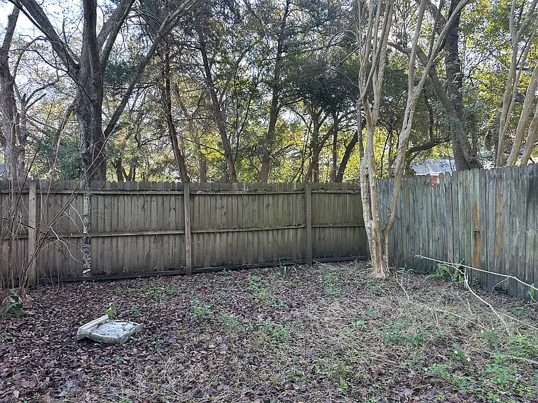 1536 Fairfield Pl — Photo 38