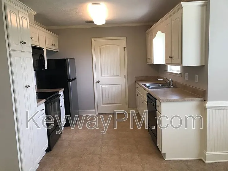 978 Arbor Springs Cir — Photo 6