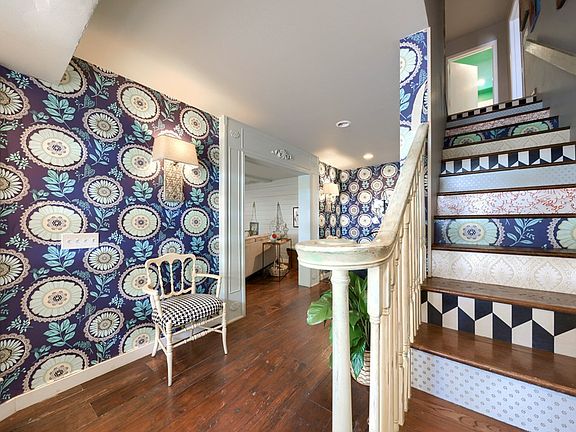 3rd image of 7401 Briarwood Ave