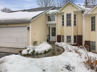 12985 Eastview Ct, Apple Valley, MN 55124